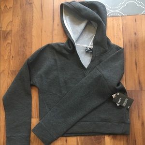 BNWT Gapfit Crop Hoodie